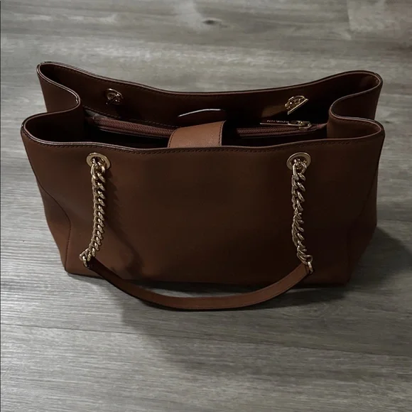 Michael Kors Susannah Large Leather Tote Bag — Luggage Brown - Picture 5 of 14